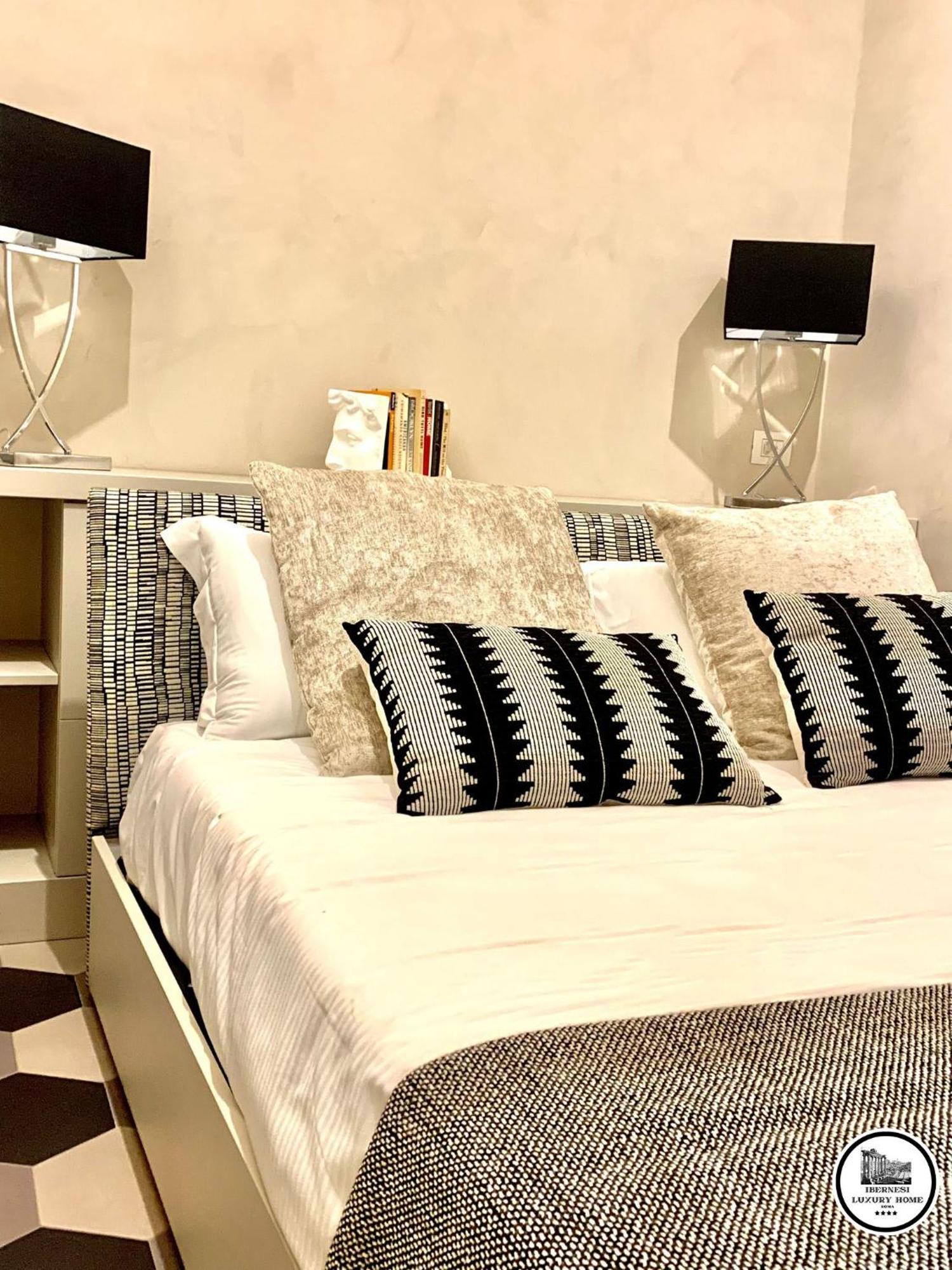Ibernesi Luxury Home โรม ภายนอก รูปภาพ